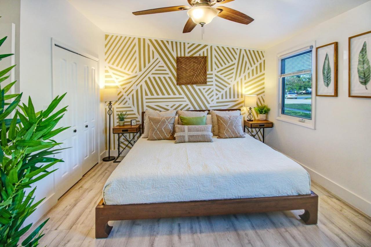 Private Heated Pool Oasis Pet-Friendly Retreat Short Or Long Stays Sleeps 2-8 Ppl ปอมปาโนบีช ภายนอก รูปภาพ